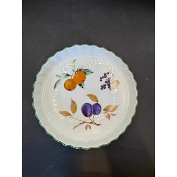 Royal Worcester Evesham flan dish - made in England -approx 9"diameter - Picture 4 of 7